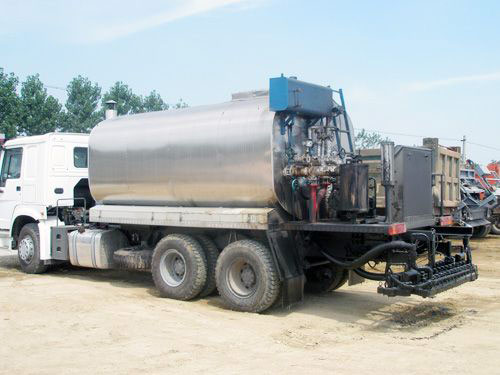 智能瀝青灑布車